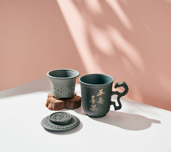 Double-walled Horse Green Cup (平安喜乐)